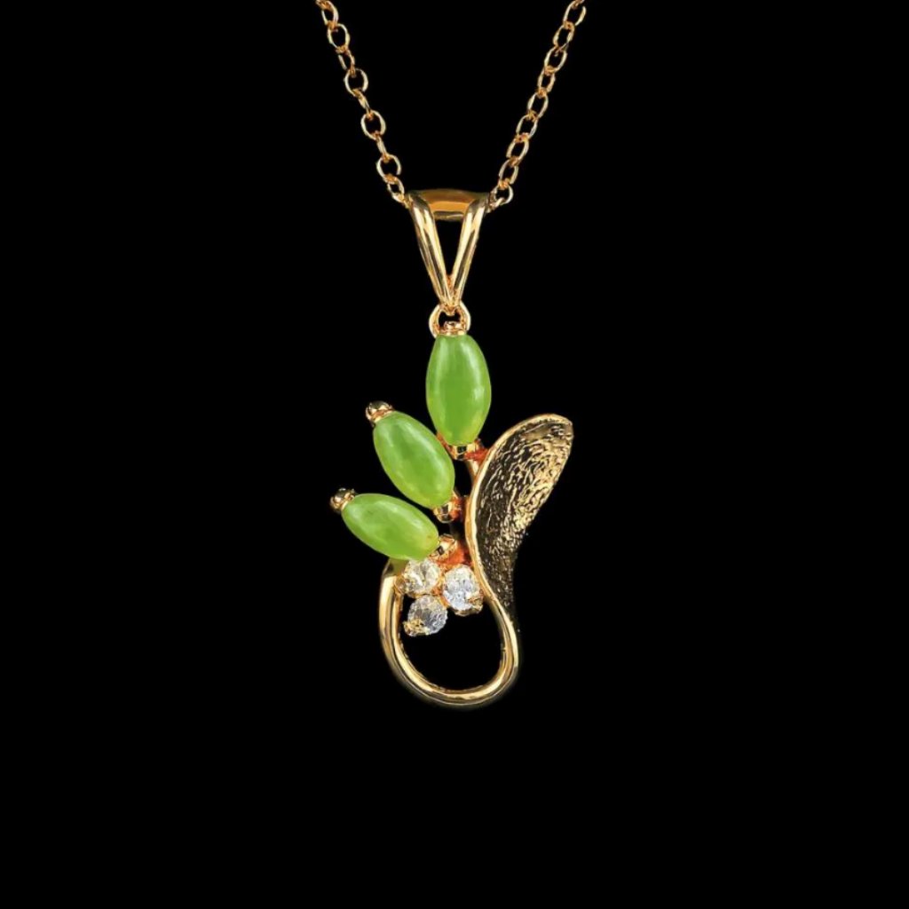 Green Jade Cabochon Pendant Necklace 18k Gold Electroplate Designer Signed